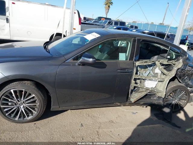 Lexus ES 350 2025 58ADZ1B1XSU190313 Image 14