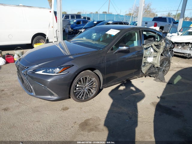 Lexus ES 350 2025 58ADZ1B1XSU190313 Image 2