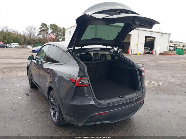 44118756 :رقم المزاد ، 7SAYGDED8SA375060 vin ، 2025 Tesla Model Y Long Range Dual Motor Rear-wheel Drive مزاد بيع