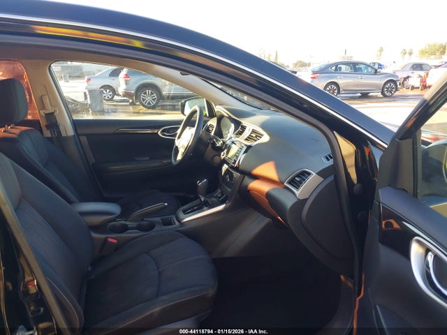 3N1AB7AP3JL627138 Nissan SENTRA SV