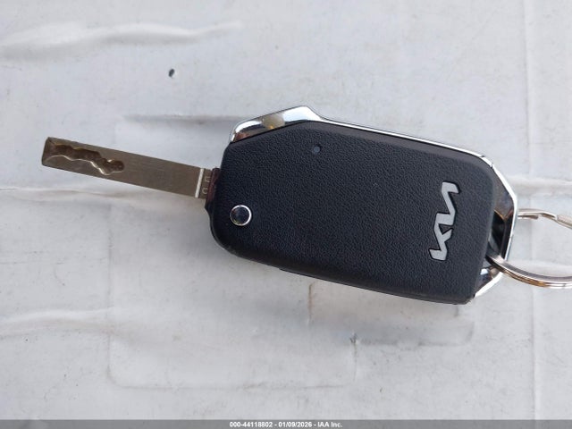 KNDJ23AU8S7271691 KIA SOUL LX