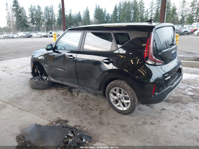 KNDJ23AU8S7271691 KIA SOUL LX