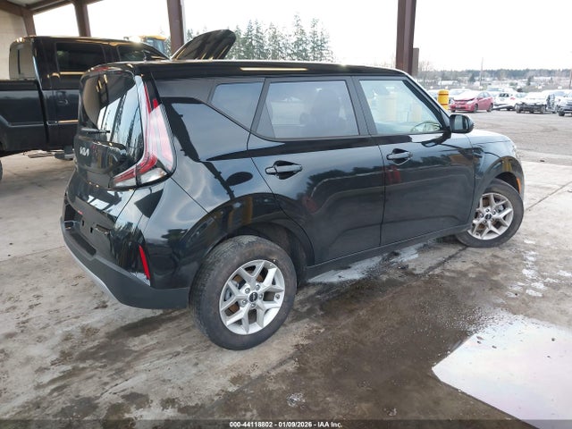 KNDJ23AU8S7271691 KIA SOUL LX