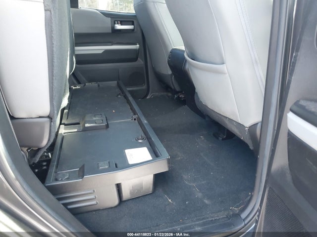 5TFBY5F17LX903305 Toyota Tundra 4wd Limited