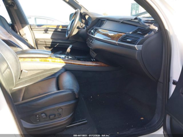 2012 BMW X5 5UXZV8C58CL422811 Photo 4