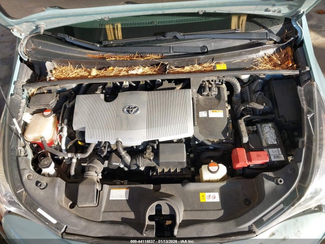 JTDKBRFU3G3015750 Toyota Prius Two