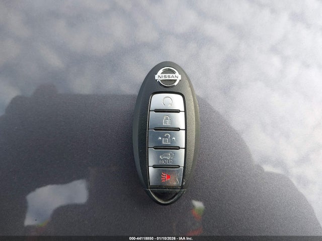 JN8AY2NC3KX512555 Nissan Armada Sl