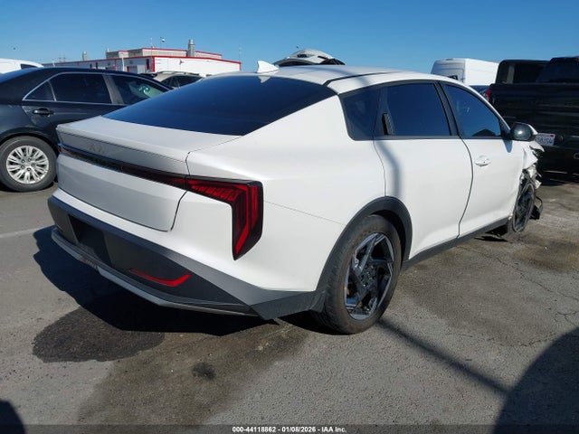 44118862 :رقم المزاد ، 3KPFU4DEXSE123276 vin ، 2025 Kia K4 Ex مزاد بيع
