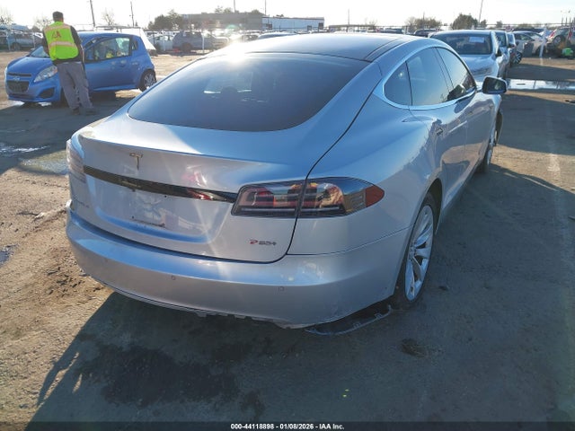 2013 TESLA MODEL S 5YJSA1DPXDFP20769 Photo 3