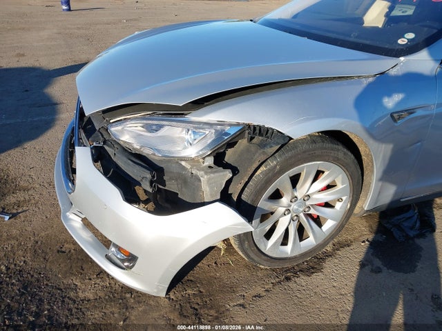 2013 TESLA MODEL S 5YJSA1DPXDFP20769 Photo 5