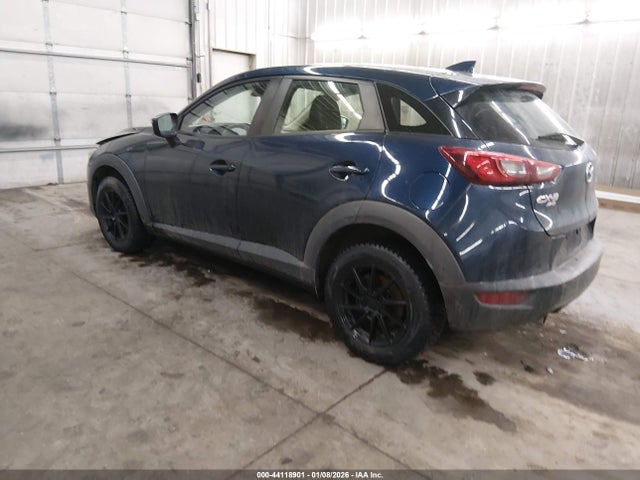2018 MAZDA CX-3 JM1DKFC7XJ1322938 Photo 2