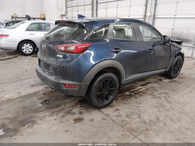 2018 MAZDA CX-3 JM1DKFC7XJ1322938 Photo 3