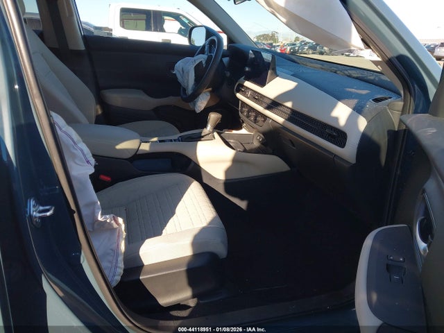 3CZRZ1H3XTM705093 Honda Hr-v 2wd Lx