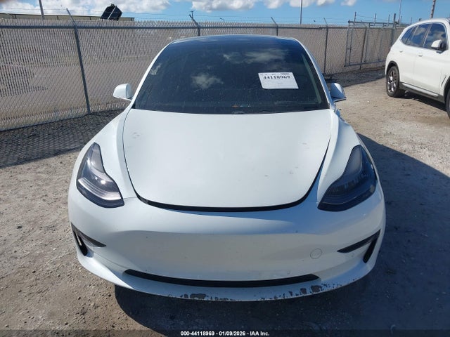 Продаж на аукціоні авто 2019 Tesla Model 3 Long Range/performance, vin: 5YJ3E1EB0KF511968, номер лоту: 44118969