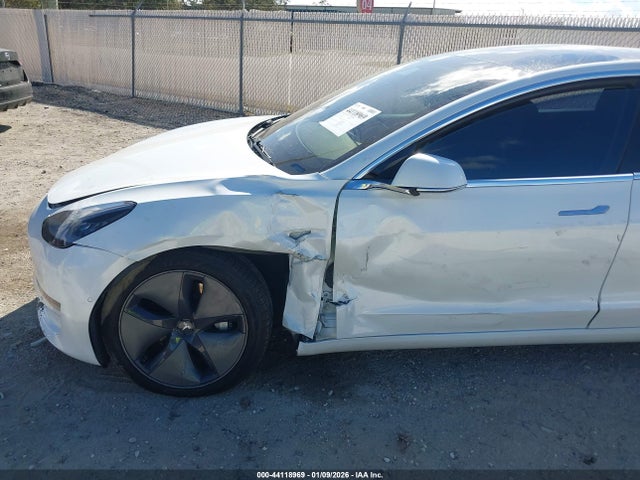 2019 TESLA MODEL 3 5YJ3E1EB0KF511968 Photo 5