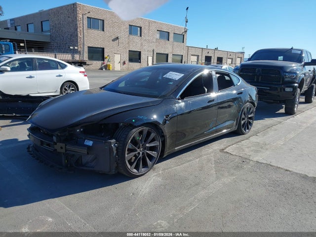 2018 TESLA MODEL S 5YJSA1E29JF281563 Photo 1