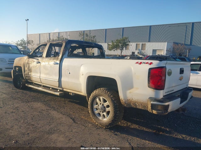 1GC4K0E86FF644151 Chevrolet Silverado 3500hd Ltz