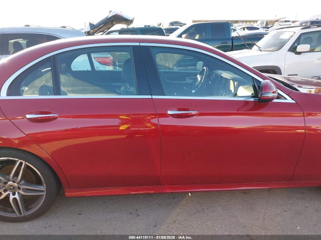 Mercedes-Benz E 300 2017 WDDZF4JB9HA270675 Image 13