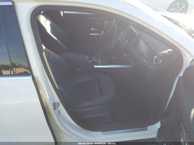 2021 MERCEDES-BENZ GLA 250 W1N4N4GB3MJ152493 Photo 4