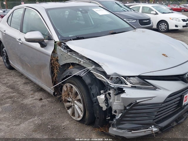 4T1C11AK0RU874625 Toyota CAMRY LE