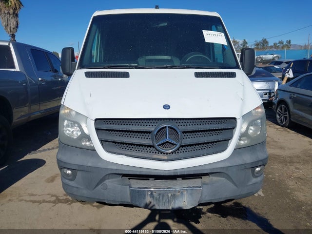 Mercedes-Benz Sprinter 2500 Normal Roof 2015 WD3PE7DC0F5951334 Image 12