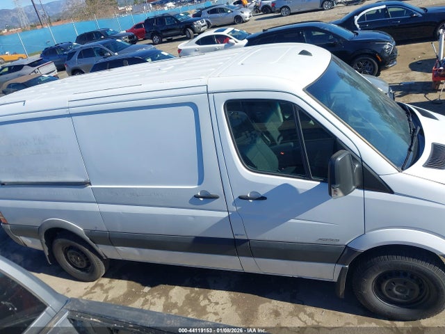Mercedes-Benz Sprinter 2500 Normal Roof 2015 WD3PE7DC0F5951334 Image 13