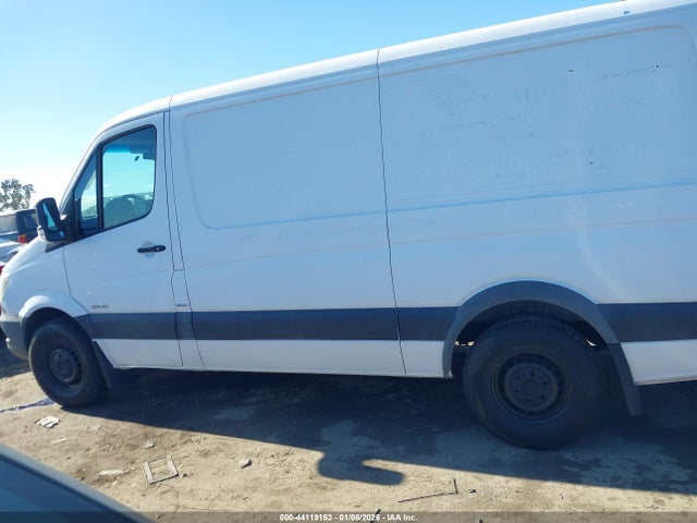 Mercedes-Benz Sprinter 2500 Normal Roof 2015 WD3PE7DC0F5951334 Image 14