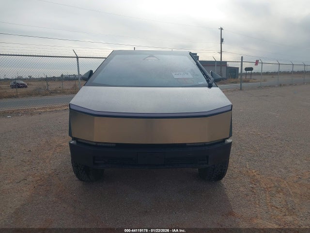 Продаж на аукціоні авто 2025 Tesla Cybertruck All-wheel Drive, vin: 7G2CEHED1SA060229, номер лоту: 44119178