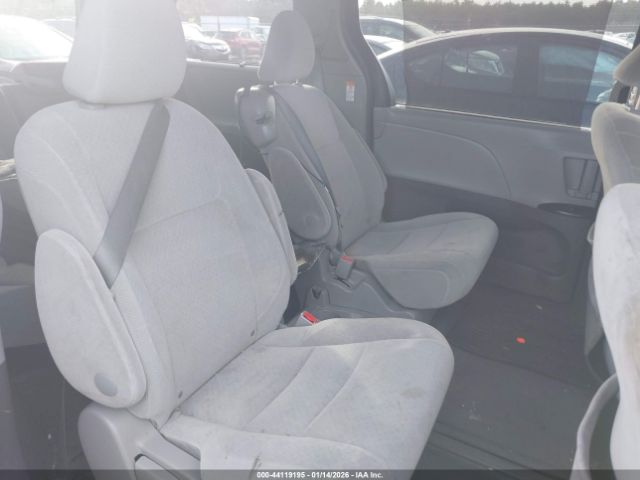 2015 TOYOTA SIENNA 5TDKK3DC1FS570748 Photo 7