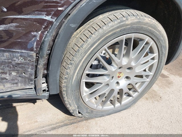 Porsche Cayenne Platinum Edition 2014 WP1AA2A28ELA96011 Image 17
