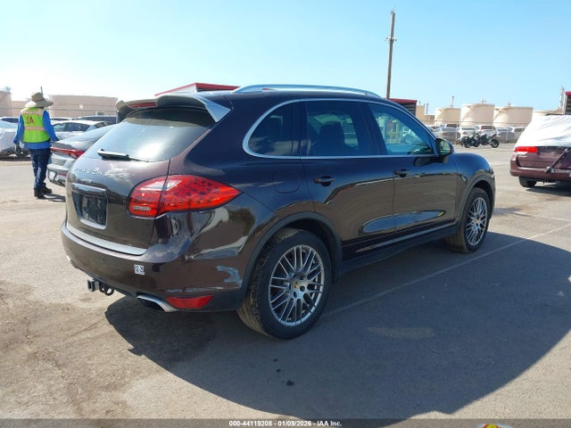 2014 PORSCHE CAYENNE WP1AA2A28ELA96011 Photo 3
