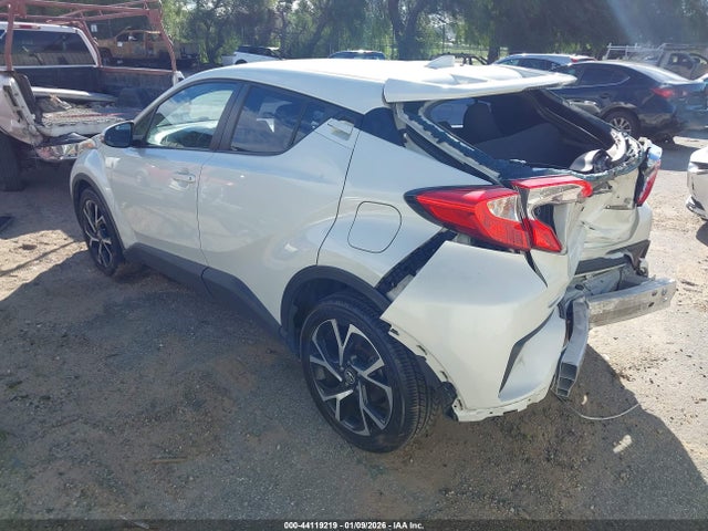 NMTKHMBXXJR056463 Toyota C-HR XLE
