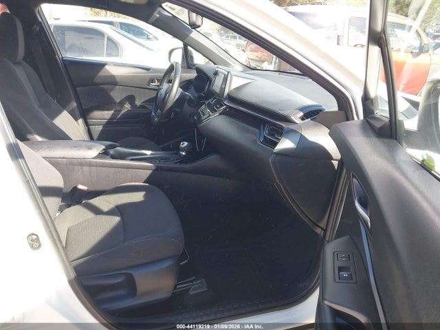NMTKHMBXXJR056463 Toyota C-HR XLE
