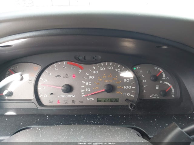 Aukcja sprzedaży 2001 Toyota Sequoia Sr5 V8, vin: 5TDZT34A41S018874, numer aukcji: 44119247