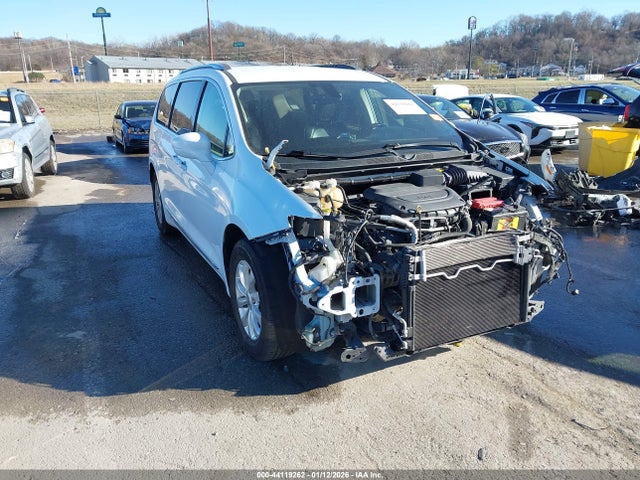2019 CHRYSLER PACIFICA 2C4RC1BG3KR700571