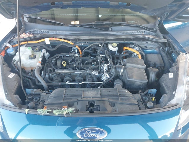 1FMCU9BZ2LUB41923 Ford Escape Se Sport Hybrid