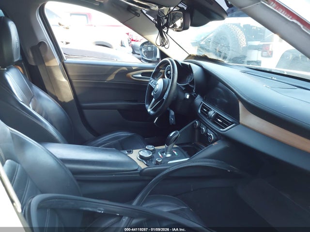 2017 ALFA ROMEO GIULIA ZARFAECN7H7542345 Photo 4