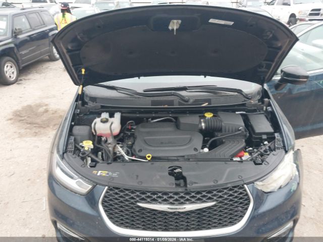 2025 CHRYSLER PACIFICA 2C4RC1BG6SR612680 Photo 9