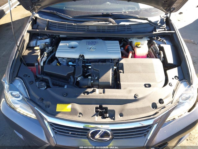 Lexus CT 200H 2014 JTHKD5BH1E2185439 Image 10