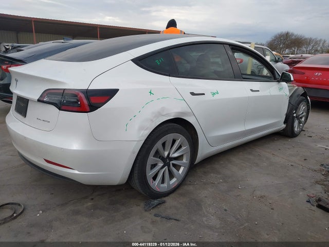 2022 TESLA MODEL 3 5YJ3E1EBXNF179798 Photo 3