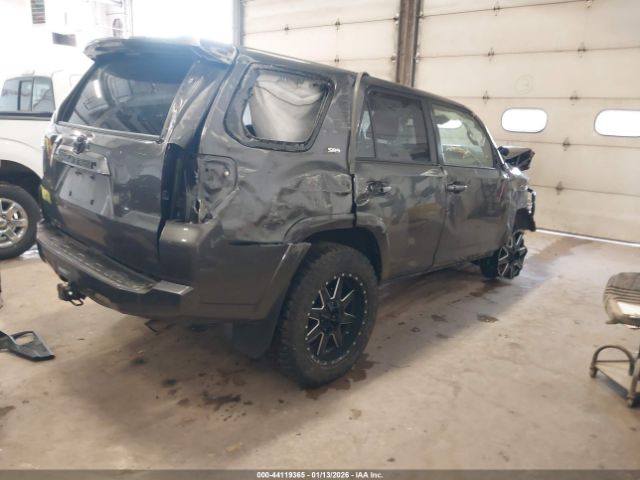 2021 TOYOTA 4RUNNER JTEMU5JR0M5868908 Photo 3