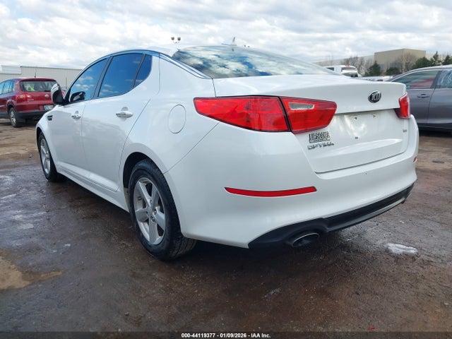 2014 KIA OPTIMA 5XXGM4A70EG260829 Photo 2