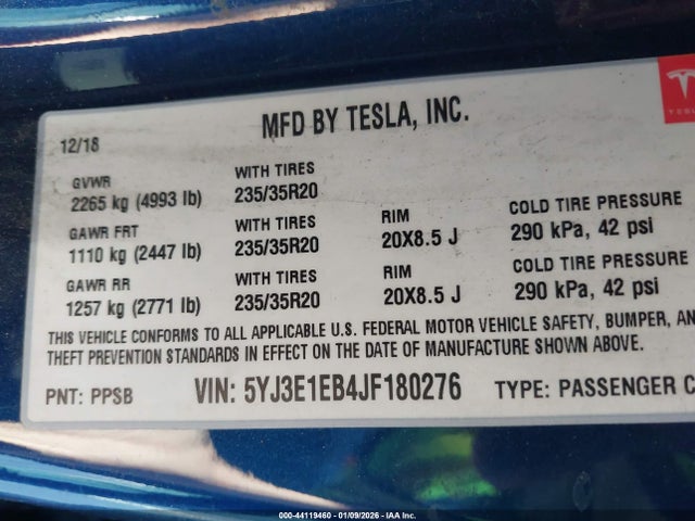 2018 TESLA MODEL 3 5YJ3E1EB4JF180276 Photo 8