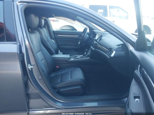 2018 HONDA ACCORD 1HGCV1F32JA115816 Photo 4
