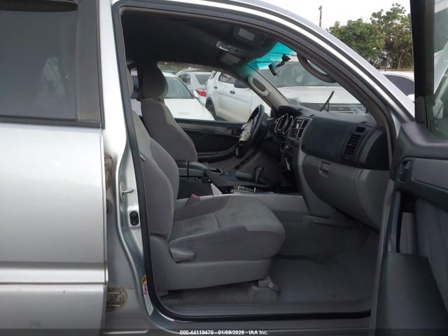2005 Toyota 4runner Sr5 Sport V6/sr5 V6 მანქანა იყიდება აუქციონზე, vin: JTEZU14R850056362, აუქციონის ნომერი: 44119470