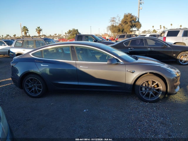 Tesla Model 3 Long Range Dual Motor All-wheel Drive 2020 5YJ3E1EB3LF664085 Image 14