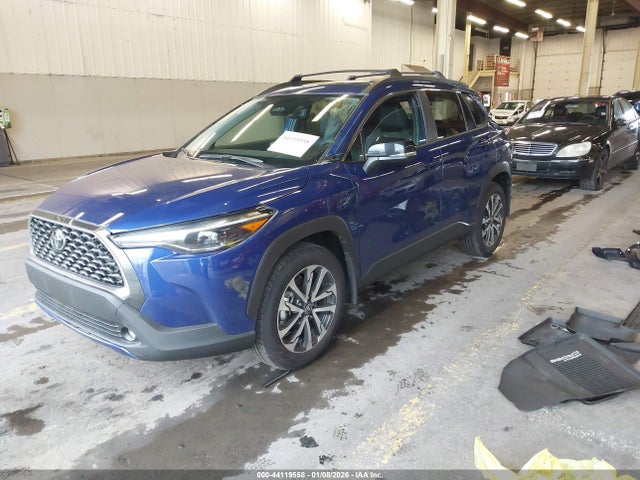 7MUDAABG5SV133082 Toyota Corolla Cross Xle