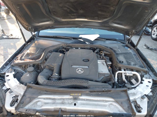 55SWF4JB4JU235650 Mercedes-Benz C 300