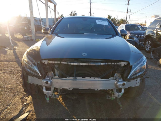 55SWF4JB4JU235650 Mercedes-Benz C 300