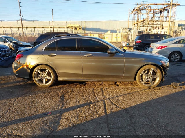 55SWF4JB4JU235650 Mercedes-Benz C 300